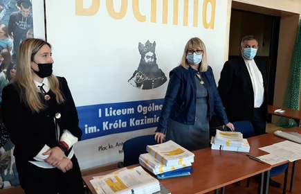 Zdjęcie komisji maturalnej 