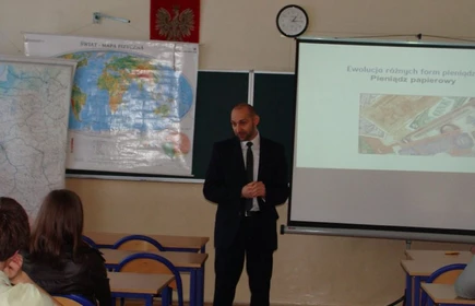 Lekcja Przedsiębiorczości  z Dyrektorem Banku 4