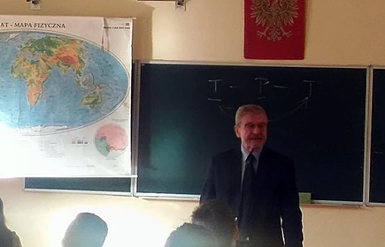 Wykład prof. R. Szewczyka 4