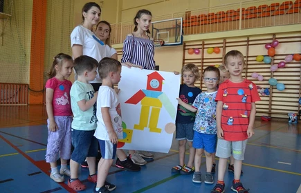 Przedszkolaki w I LO 18