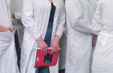 Zajęcia laboratoryjne prowadzone w ramach wsp&oacute;łpracy z  Wydziałem Chemii UJ 5