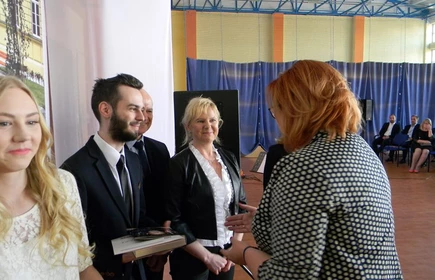 Pożegnanie absolwent&oacute;w - galeria 35