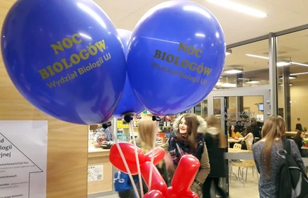 Noc biolog&oacute;w w Krakowie - galeria 14