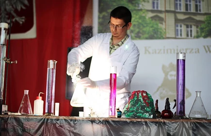 Chemiczne pożegnanie roku szkolnego 13