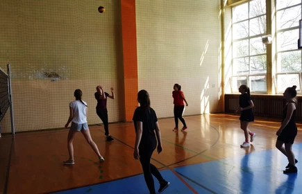 Siatk&oacute;wka dziewcząt - galeria 8