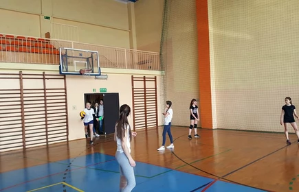 Siatk&oacute;wka dziewcząt - galeria 7