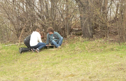 V  ZŁAZISKO DLA MŁODZIEŻY          Z OKAZJI MIĘDZYNARODOWEGO DNIA OCHRONY ZABYTKÓW Jamna, Pogórze Rożnowskie, 18.04.2012.15