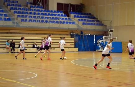 III miejsce dziewcząt - galeria 17