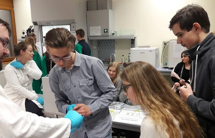 Noc biolog&oacute;w w Krakowie - galeria 7