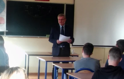Wykład prof. R. Szewczyka 3