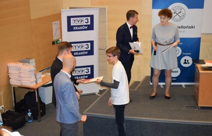 Akademia Nowoczesnego Patriotyzmu 13