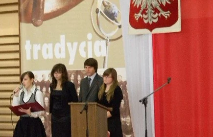 Ślubowały pierwszaki 10