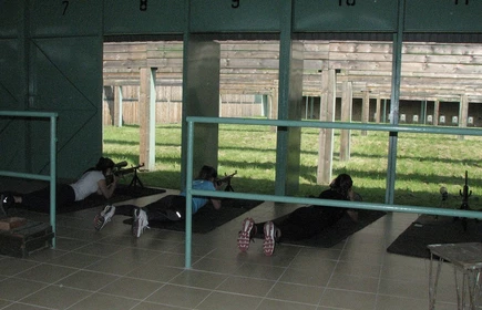 W finale wojew&oacute;dzkim zawod&oacute;w: &bdquo;Sprawni jak żołnierze&rdquo;, drużyna naszej szkoły zajęła czwarte miejsce.7