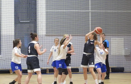 Sukces naszych koszykarek 6