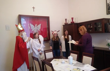 Pomocnicy Św. Mikołaja 1