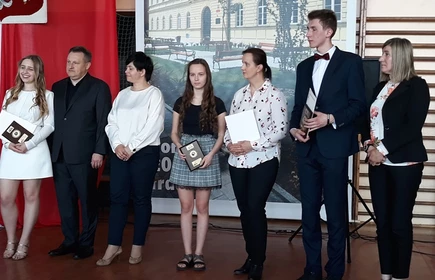 Zakończenie roku klas III - galeria 15