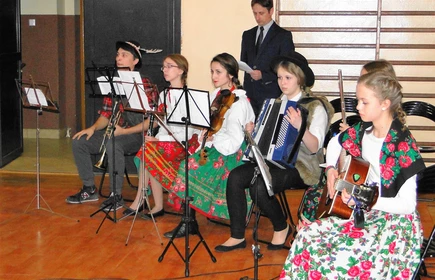 Wigilijni kolędnicy 13