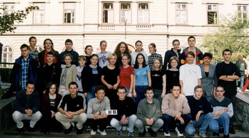 zdjęcia uczniów z lat 1990-1999
