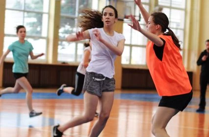 Reprezentacja klasy 3 B Mistrzem Szkoły  w koszykówce dziewcząt 4