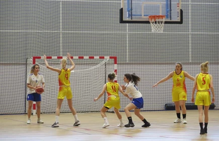 Sukces naszych koszykarek 11