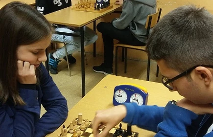 Szkolni mistrzowie szachownicy 3