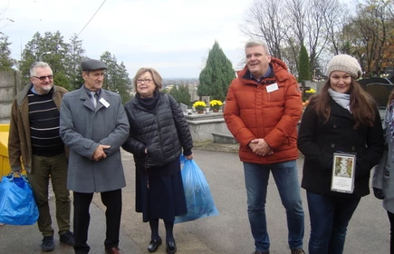 Kwesta na Rzecz Ratowania Zabytkowej Części Cmentarza Komunalnego w Bochni - galeria 5