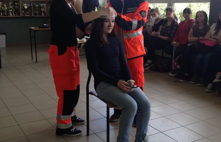 Warsztaty dla gimnazjalistów Jak udzielić pierwszej pomocy 1