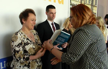 Pożegnanie absolwent&oacute;w - galeria 34