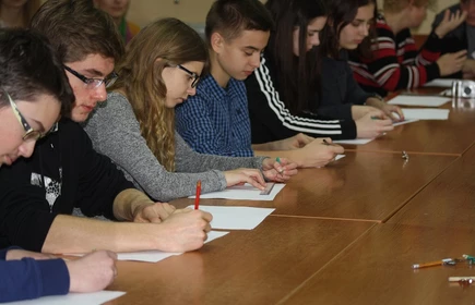 &bdquo;Fraktalny świat oraz ciekawe doświadczenia fizyczne&rdquo;.8