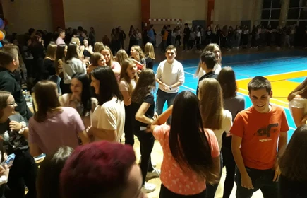 Grupowe zdjęcie uczestników przedsięwzięcia