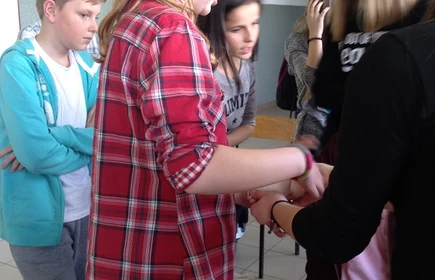 Warsztaty dla gimnazjalist&oacute;w Jak udzielić pierwszej pomocy 9