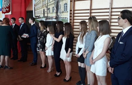 Zakończenie roku klas III - galeria 19