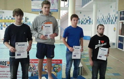 Powiatowe Zawody Pływackie – Licealiada 2013/2014 9