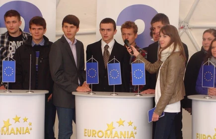 ,,EUROMANII z 3 B 5