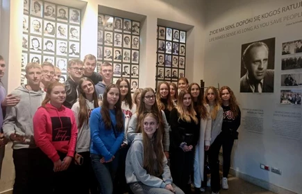 Uczniowie w Fabryce Schindlera