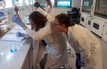 Zajęcia laboratoryjne na UJ - galeria 2