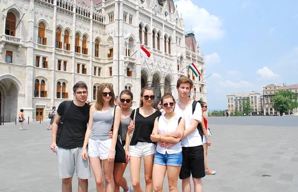 Jó napot, Budapest! - czyli ścisłowcy i humaniści na obczyźnie.1