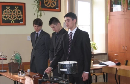 Dni Otwarte Szkoły  -  promocja profili z rozszerzoną matematyką 9
