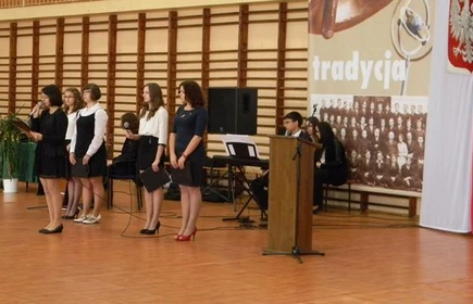 Ślubowanie klas pierwszych 8