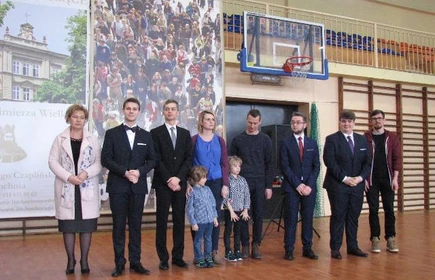 Ale to już było, znikło gdzieś za nami 4