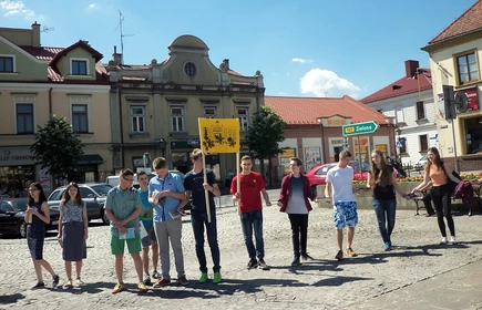 Czytelniczy flash mob z uczniami naszej szkoły 5