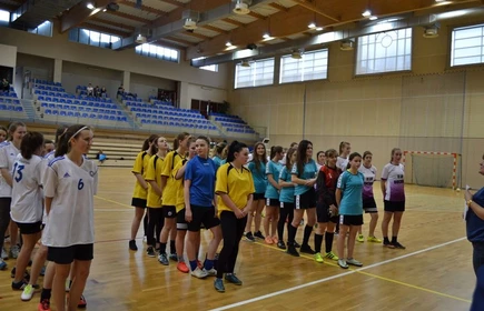 III miejsce dziewcząt - galeria 8