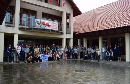 Pożegnanie z Azrą 3