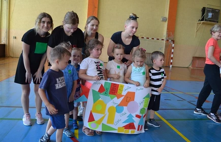 Przedszkolaki w I LO 19