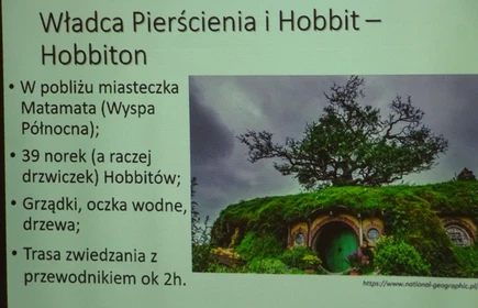 Na zdjęciu ekran rzutnika z jednym z tematów spotkania