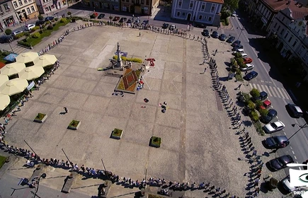 Czytelniczy flash mob z uczniami naszej szkoły 7