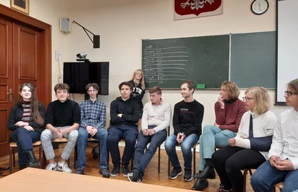 Uczniowie biorą udział w konkursie